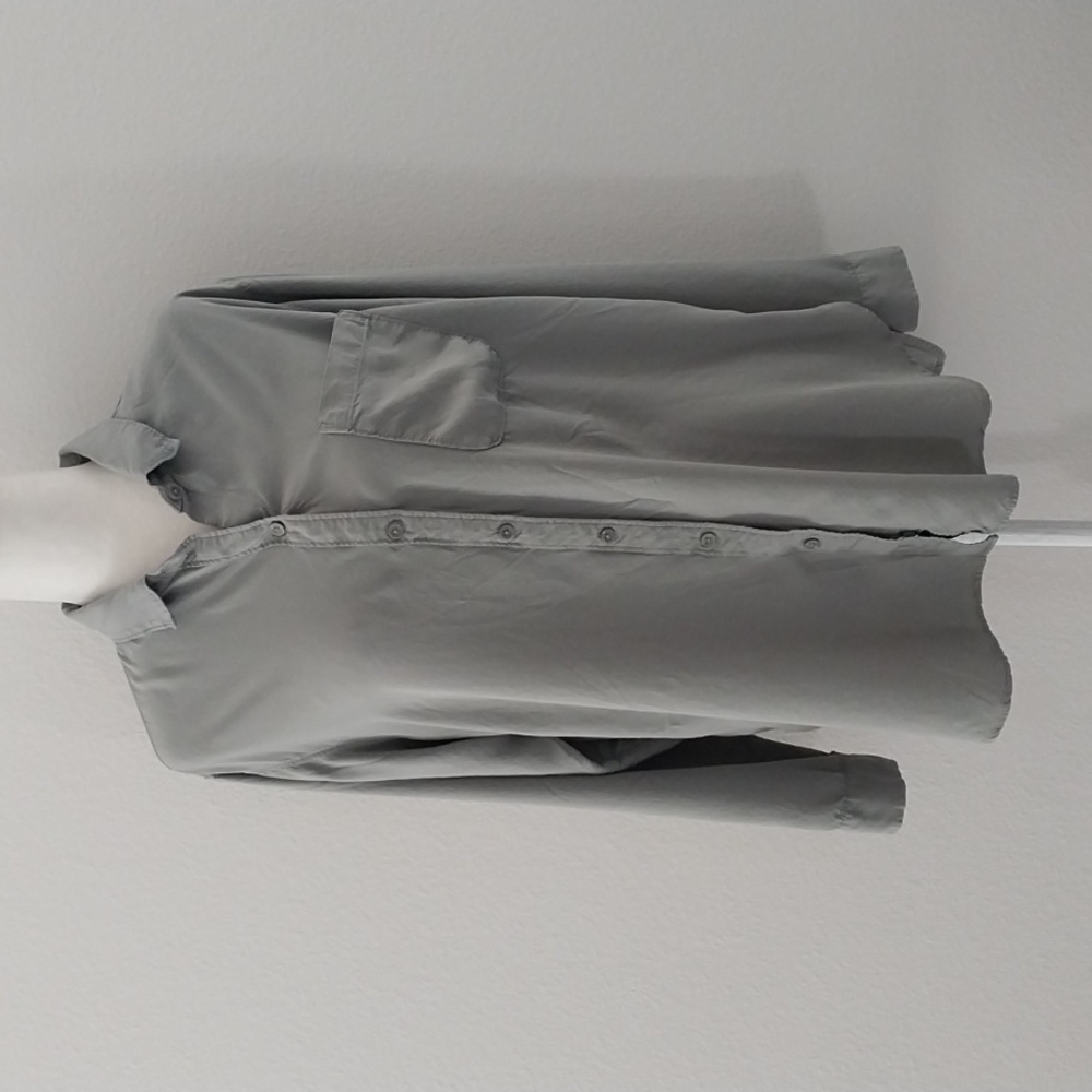 Abercombie & Fitch Women's Sage Green Classic loose Fit Button-down Size… - Picture 9 of 9